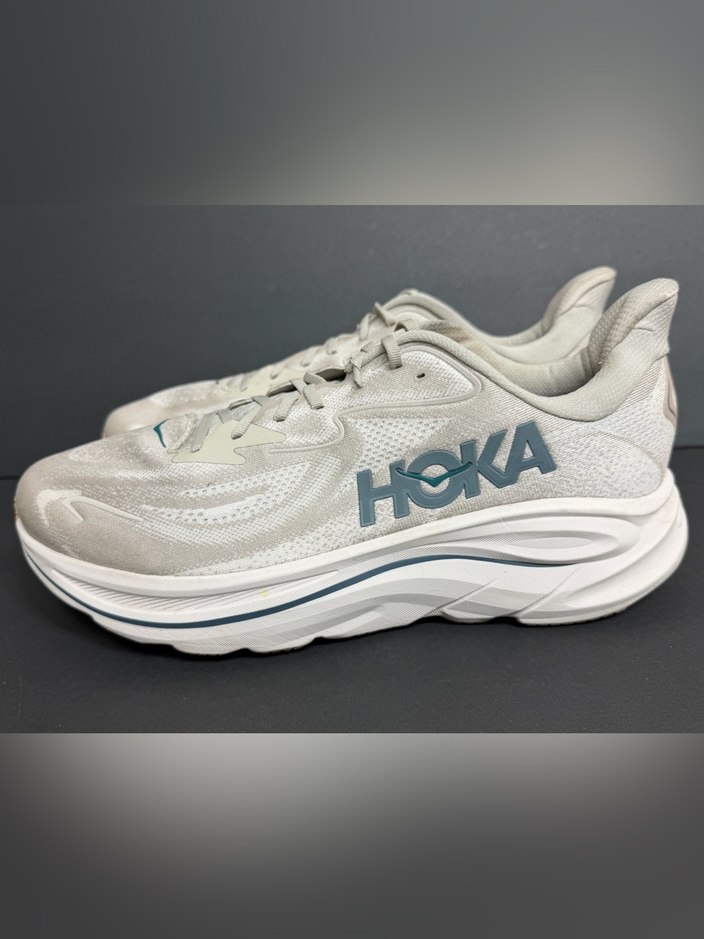 Hoka One One Clifton 10 Mens Size 14D Gray Beige Athletic Running Shoes Sneakers